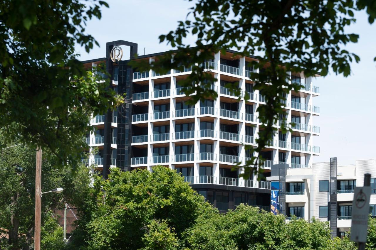 Oaks R Suites Джелонг Екстер'єр фото
