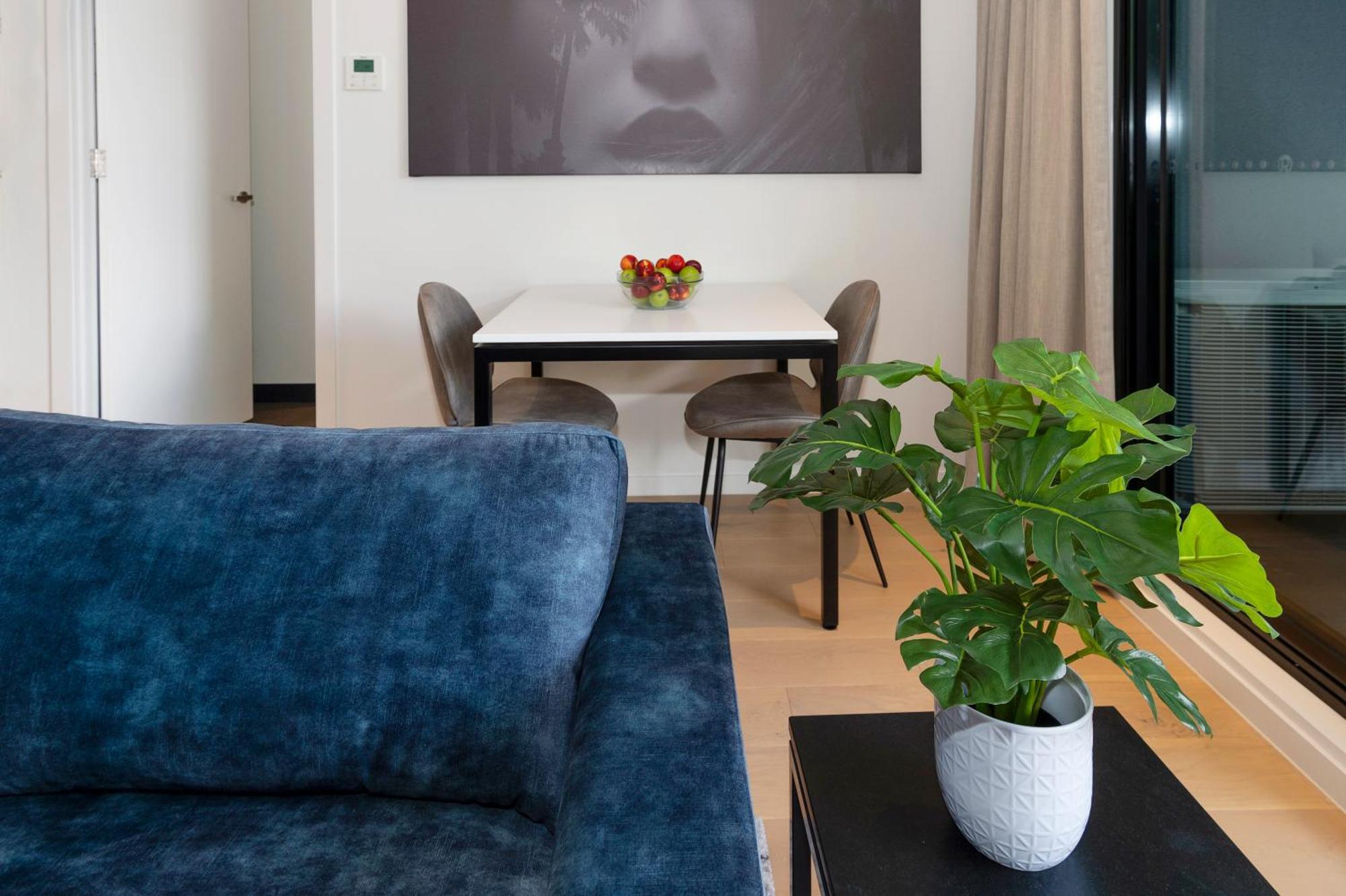 Oaks R Suites Джелонг Номер фото